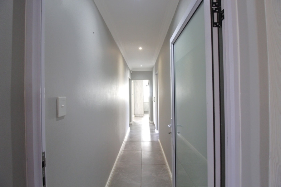 5 Bedroom Property for Sale in Noorsekloof Eastern Cape